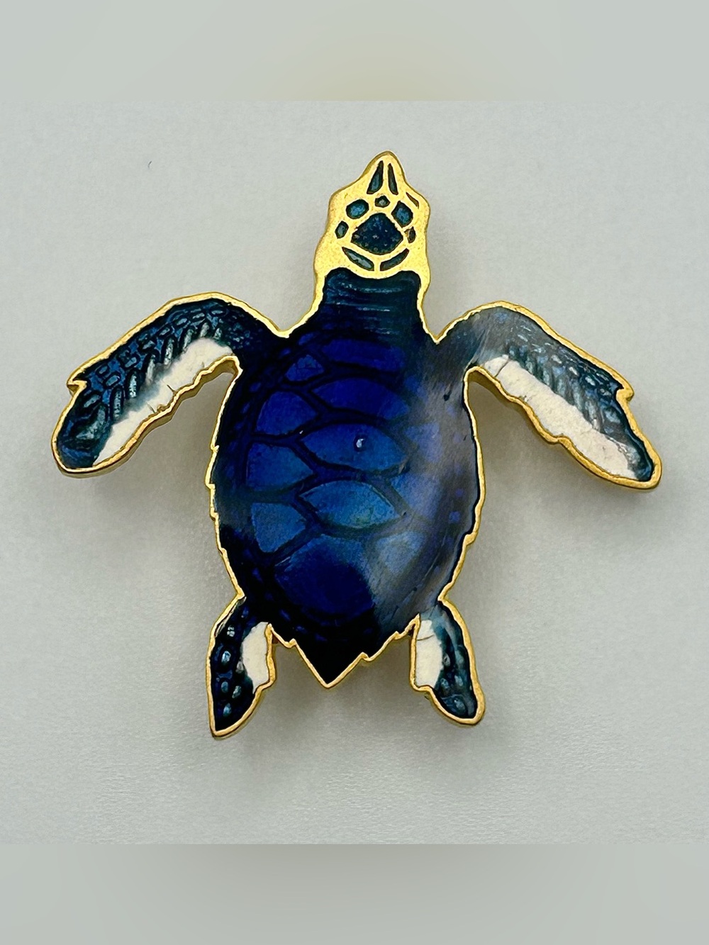 1987 Wm Spear Gold Tone Blue Enamel Sea Turtle Brooch Pin